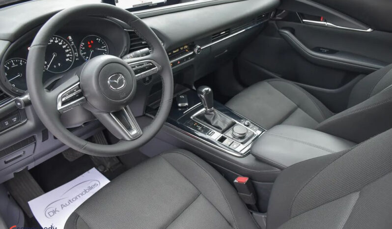 MAZDA CX-30  | FWD (przód) | Automatyczna | 122 KM | Bordowy full