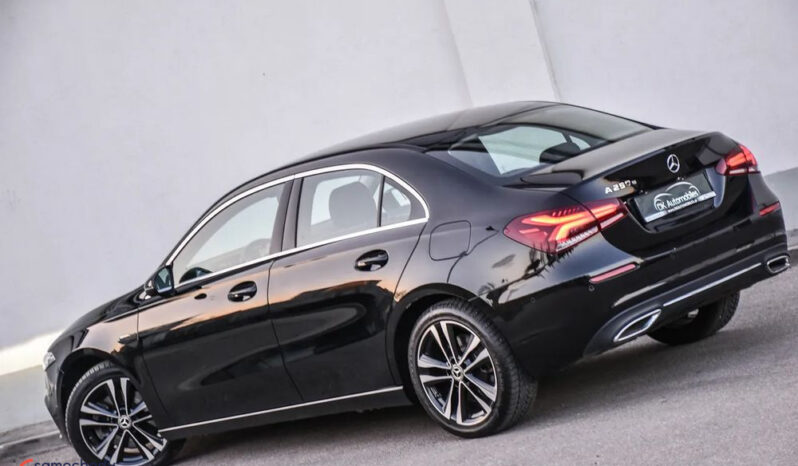 MERCEDES-BENZ Klasa A | FWD (przód) | Automatyczna | 163 KM | Czarny full
