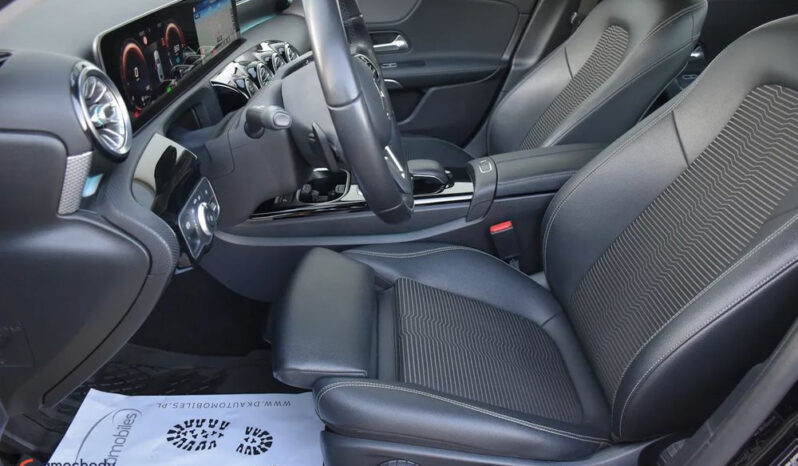 MERCEDES-BENZ Klasa A | FWD (przód) | Automatyczna | 163 KM | Czarny full