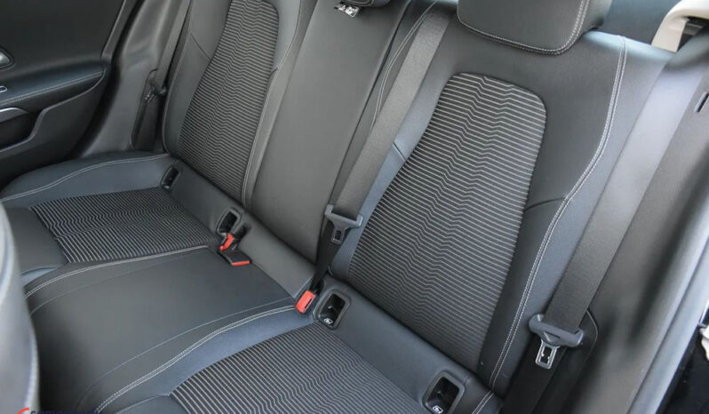 MERCEDES-BENZ Klasa A | FWD (przód) | Automatyczna | 163 KM | Czarny full