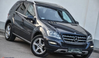 Mercedes-Benz Ml  | 4X4 (Stały) | Automatyczna | 204 Km | Czarny