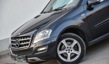 MERCEDES-BENZ ML  | 4×4 (stały) | Automatyczna | 204 KM | Czarny full