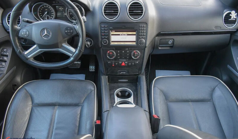 MERCEDES-BENZ ML  | 4×4 (stały) | Automatyczna | 204 KM | Czarny full