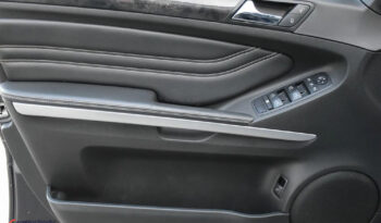 MERCEDES-BENZ ML  | 4×4 (stały) | Automatyczna | 204 KM | Czarny full
