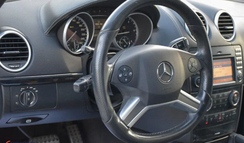 MERCEDES-BENZ ML  | 4×4 (stały) | Automatyczna | 204 KM | Czarny full