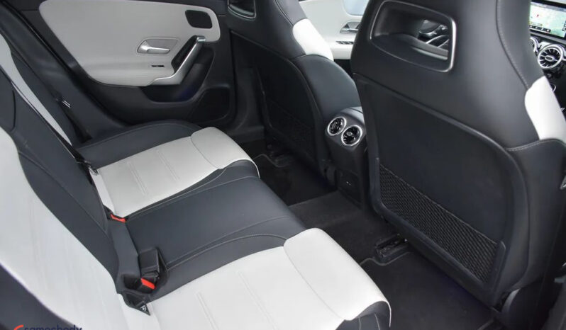 MERCEDES-BENZ CLA  | FWD (przód) | Automatyczna | 150 KM | Szary full