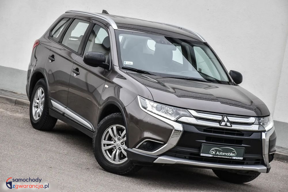 Mitsubishi Outlander  | Fwd (Przód) | Manualna | 150 Km | Złoty