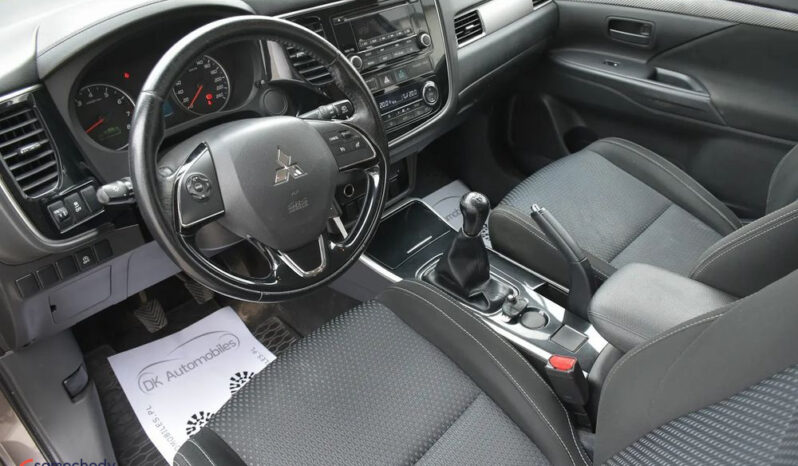 MITSUBISHI Outlander  | FWD (przód) | Manualna | 150 KM | Złoty full