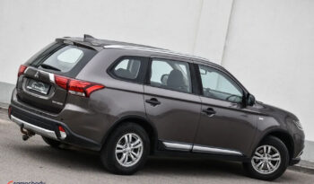 MITSUBISHI Outlander  | FWD (przód) | Manualna | 150 KM | Złoty full