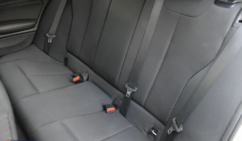 BMW Seria 1  | RWD (tył) | Manualna | 136 KM | Biały full