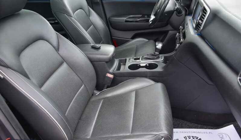KIA Sportage  | 4×4 (stały) | Automatyczna | 177 KM | Szary full