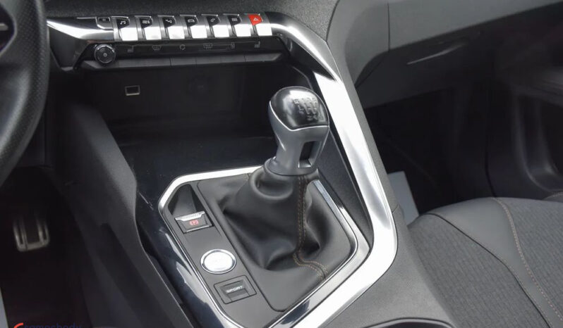 PEUGEOT 3008  | FWD (przód) | Manualna | 150 KM | Niebieski full