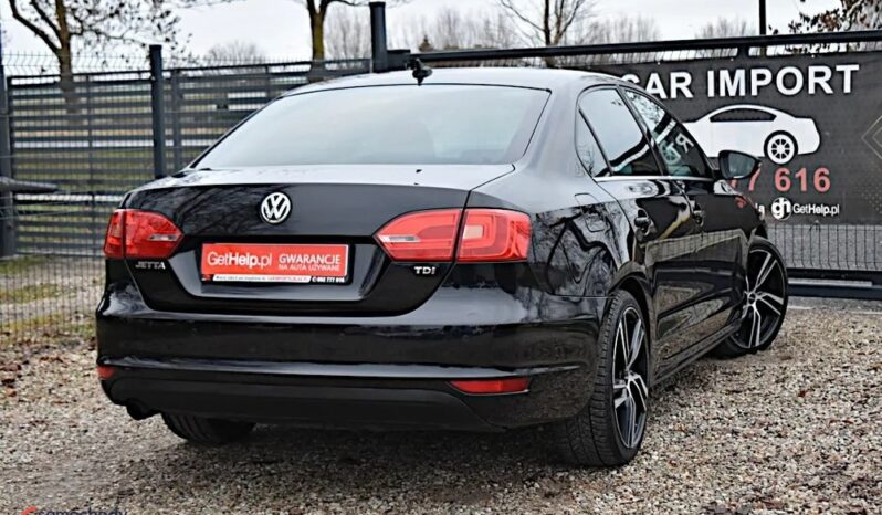 VOLKSWAGEN Jetta  | FWD (przód) | Automatyczna | 105 KM | Czarny full
