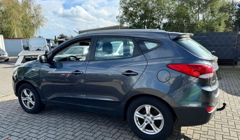 HYUNDAI ix35  | FWD (przód) | Manualna | 163 KM | Szary full