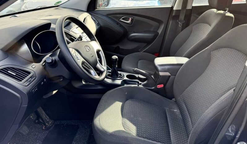 HYUNDAI ix35  | FWD (przód) | Manualna | 163 KM | Szary full
