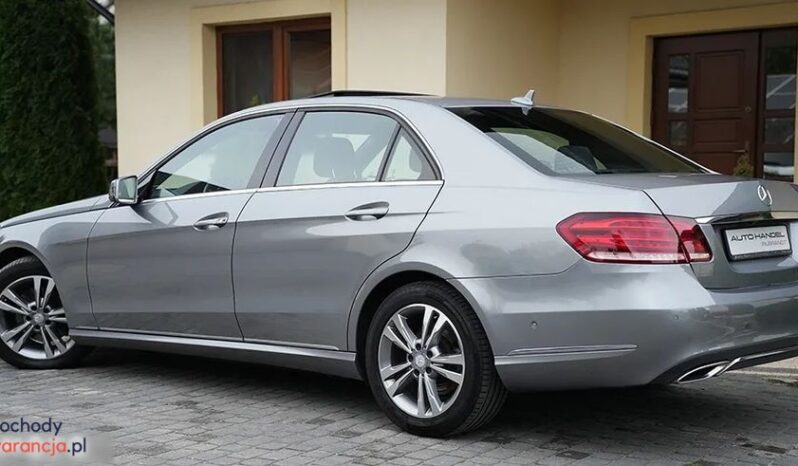 MERCEDES-BENZ E-klasse AMG | RWD (tył) | Automatyczna | 252 KM | Szary full