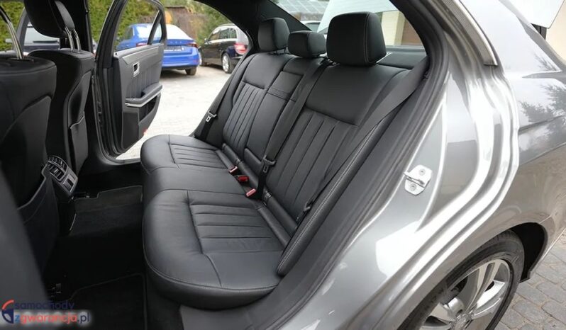MERCEDES-BENZ E-klasse AMG | RWD (tył) | Automatyczna | 252 KM | Szary full