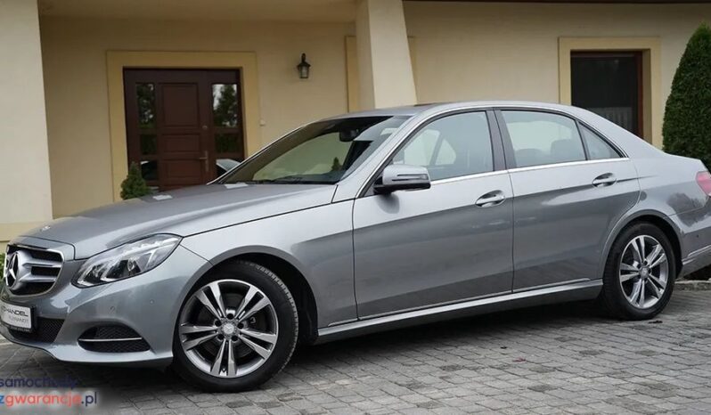 MERCEDES-BENZ E-klasse AMG | RWD (tył) | Automatyczna | 252 KM | Szary full
