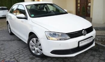 VOLKSWAGEN Jetta  | FWD (przód) | Manualna | 105 KM | Biały full