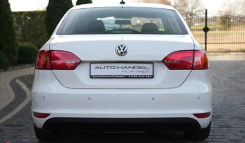 VOLKSWAGEN Jetta  | FWD (przód) | Manualna | 105 KM | Biały full
