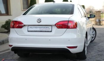 VOLKSWAGEN Jetta  | FWD (przód) | Manualna | 105 KM | Biały full