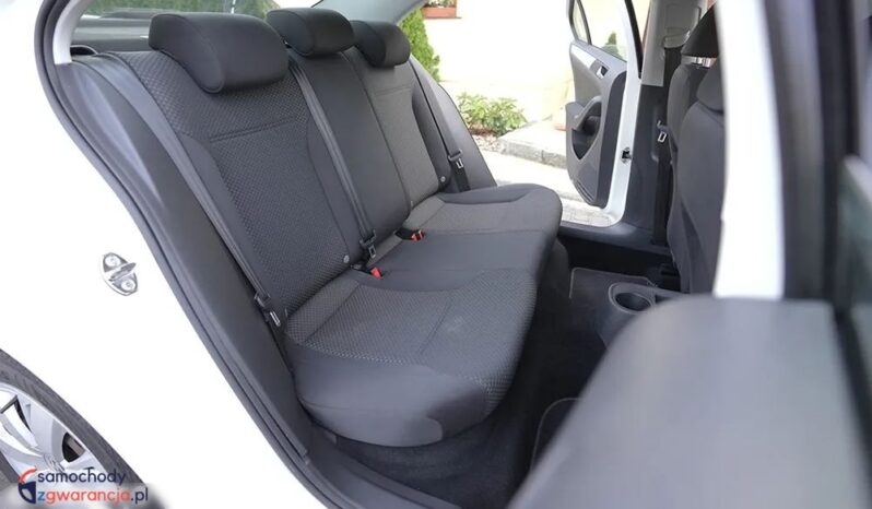 VOLKSWAGEN Jetta  | FWD (przód) | Manualna | 105 KM | Biały full