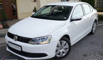 VOLKSWAGEN Jetta  | FWD (przód) | Manualna | 105 KM | Biały full