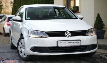 VOLKSWAGEN Jetta  | FWD (przód) | Manualna | 105 KM | Biały full