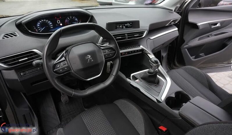 PEUGEOT 3008  | FWD (przód) | Manualna | 130 KM | Zielony full