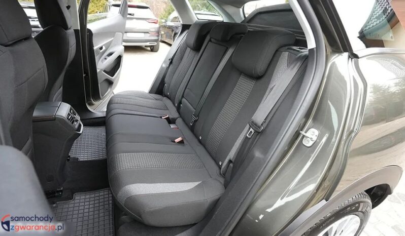 PEUGEOT 3008  | FWD (przód) | Manualna | 130 KM | Zielony full