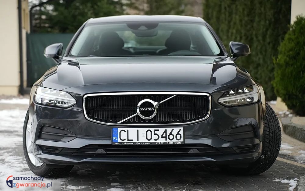 Volvo S90  | Fwd (Przód) | Automatyczna | 150 Km | Szary