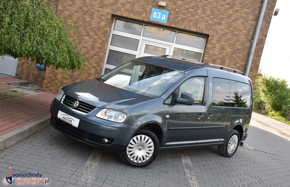 Volkswagen Caddy | Fwd (Przód) | Manualna | 105 Km | Szary