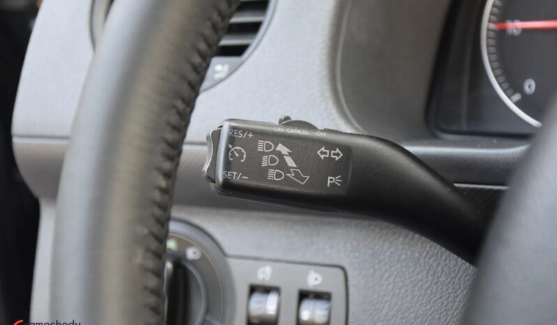 VOLKSWAGEN Caddy | FWD (przód) | Manualna | 105 KM | Szary full