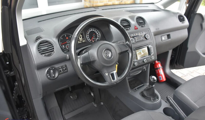 VOLKSWAGEN Caddy | FWD (przód) | Manualna | 102 KM | Czarny full
