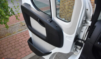 PEUGEOT Boxer  | FWD (przód) | Manualna | 110 KM | Biały full