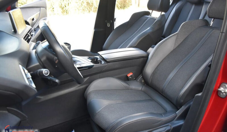 PEUGEOT 3008  | FWD (przód) | Manualna | 130 KM | Czerwony full