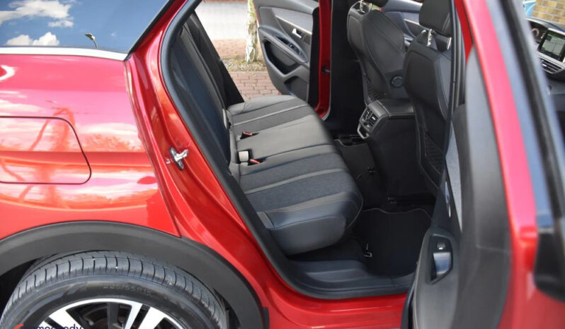 PEUGEOT 3008  | FWD (przód) | Manualna | 130 KM | Czerwony full