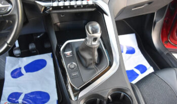 PEUGEOT 3008  | FWD (przód) | Manualna | 130 KM | Czerwony full