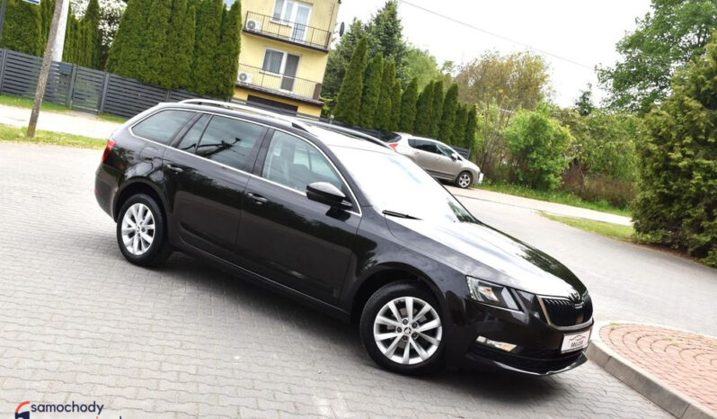 SKODA Octavia  | FWD (przód) | Manualna | 115 KM | Czarny full