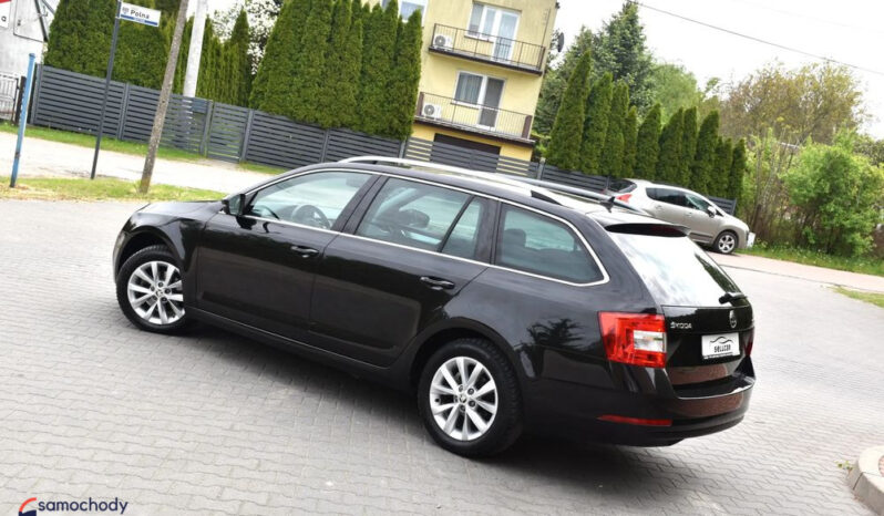 SKODA Octavia  | FWD (przód) | Manualna | 115 KM | Czarny full