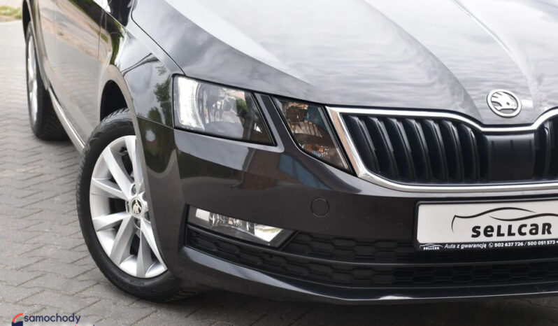 SKODA Octavia  | FWD (przód) | Manualna | 115 KM | Czarny full