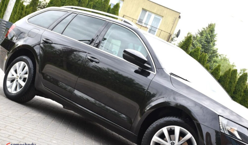 SKODA Octavia  | FWD (przód) | Manualna | 115 KM | Czarny full
