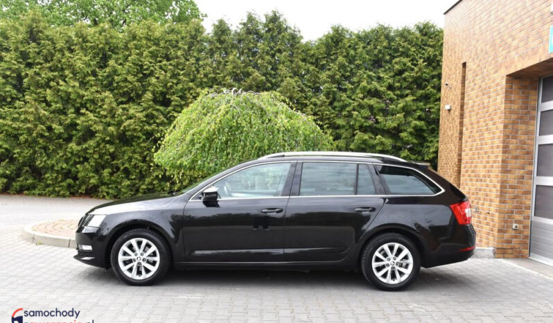 SKODA Octavia  | FWD (przód) | Manualna | 115 KM | Czarny full