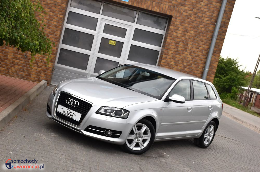 Audi A3  | Fwd (Przód) | Manualna | 140 Km | Srebrny