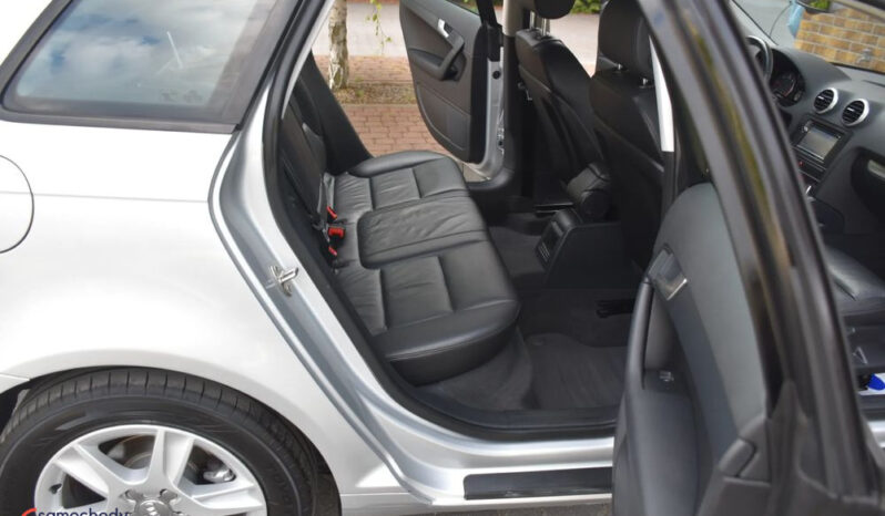 AUDI A3  | FWD (przód) | Manualna | 140 KM | Srebrny full