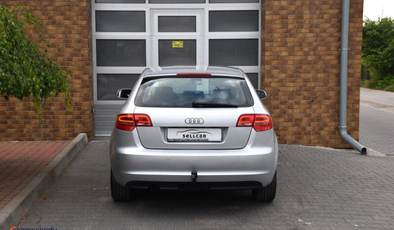 AUDI A3  | FWD (przód) | Manualna | 140 KM | Srebrny full