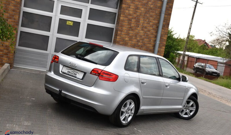 AUDI A3  | FWD (przód) | Manualna | 140 KM | Srebrny full