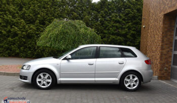 AUDI A3  | FWD (przód) | Manualna | 140 KM | Srebrny full