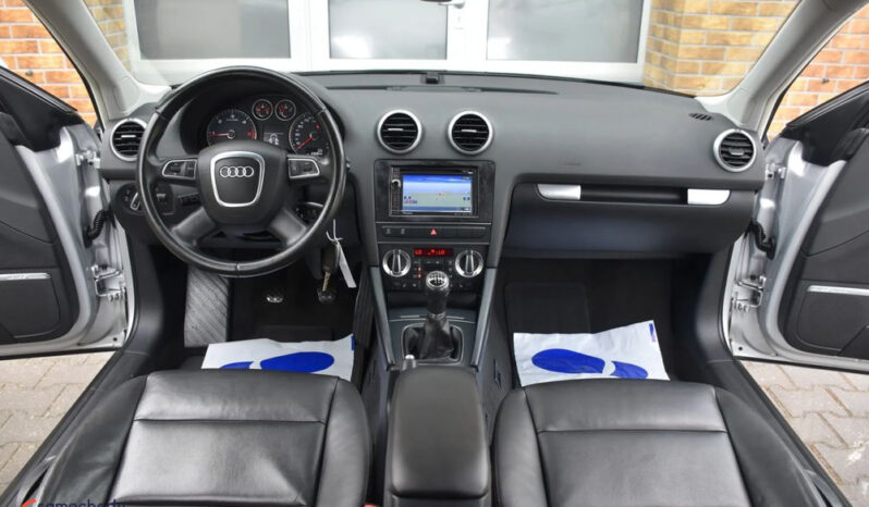 AUDI A3  | FWD (przód) | Manualna | 140 KM | Srebrny full