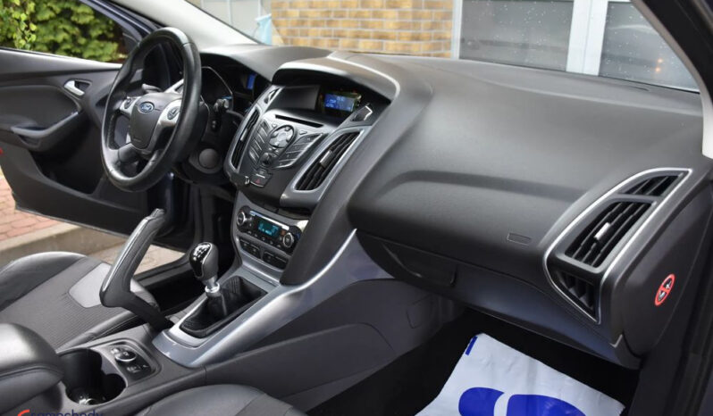 FORD Focus  | FWD (przód) | Manualna | 95 KM | Inny kolor full